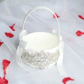 Beautiful Hand Beading of Wedding Flower Basket with Elegant Appearance and Ivory Color, Clusters of Stars Style